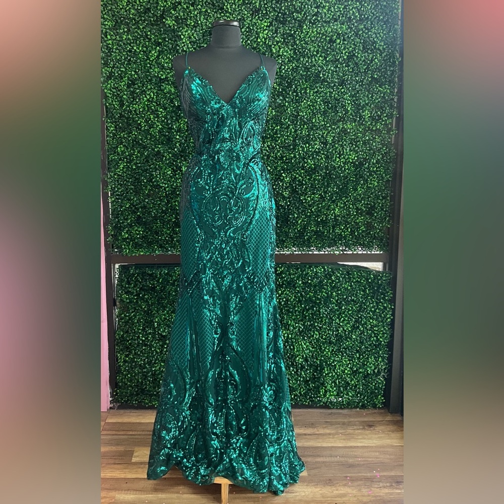 Mori Lee Emerald Sequin Prom Dress